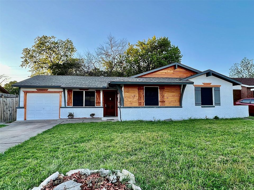 1st image of 2712 Rosewood Dr