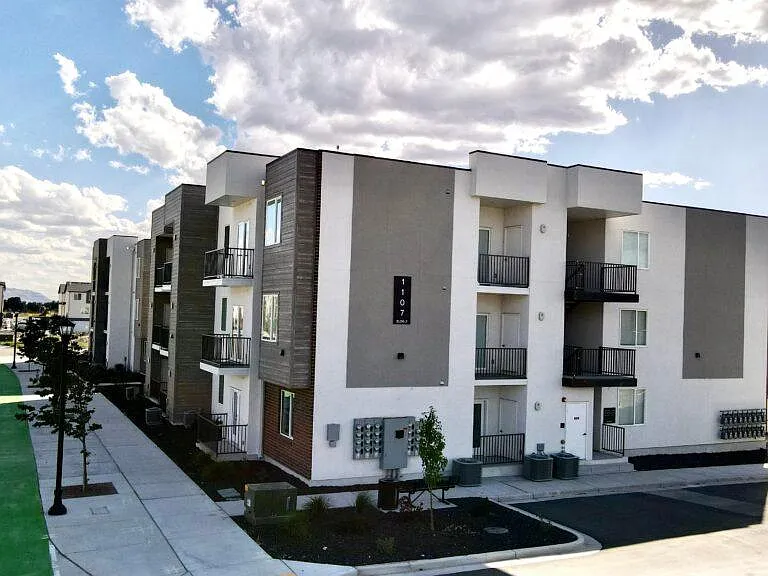 The Yard Apartments — Photo 8