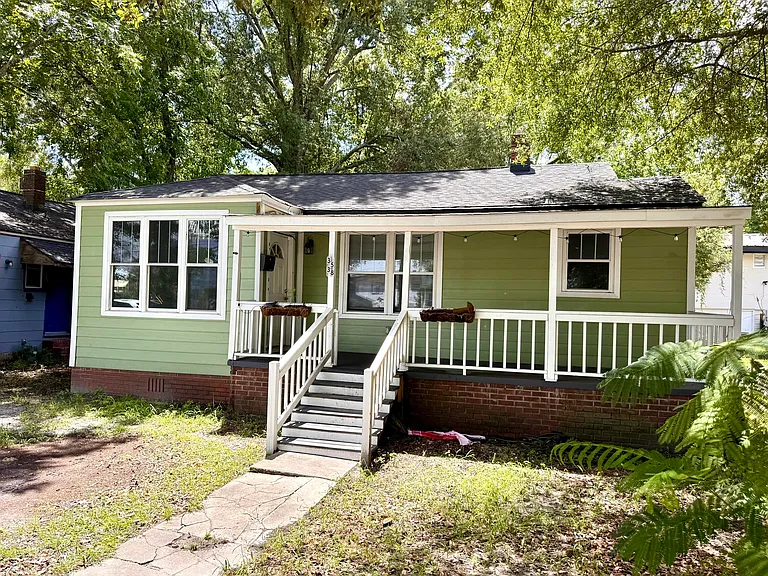 3538 Admiral Dr — Photo 1