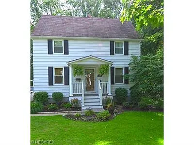 36 Thames Ave photo 1