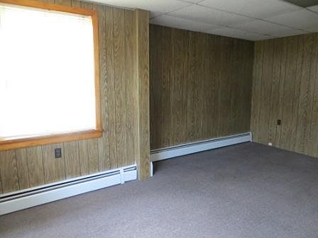 Sidewall in living room