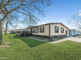 275 Blackthorn Rd, Matteson, IL 60443