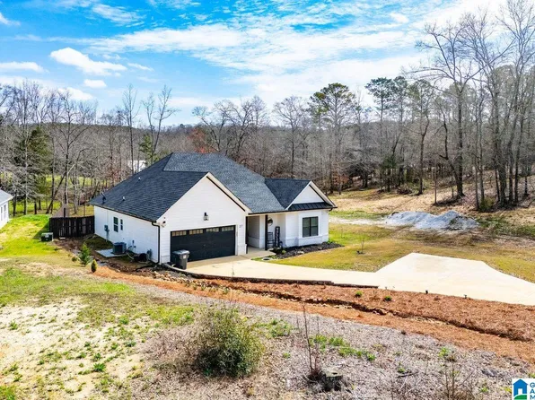 27 Ward Haven Dr, Wedowee, AL 36278