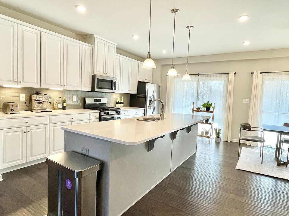 Kitchen with huge island