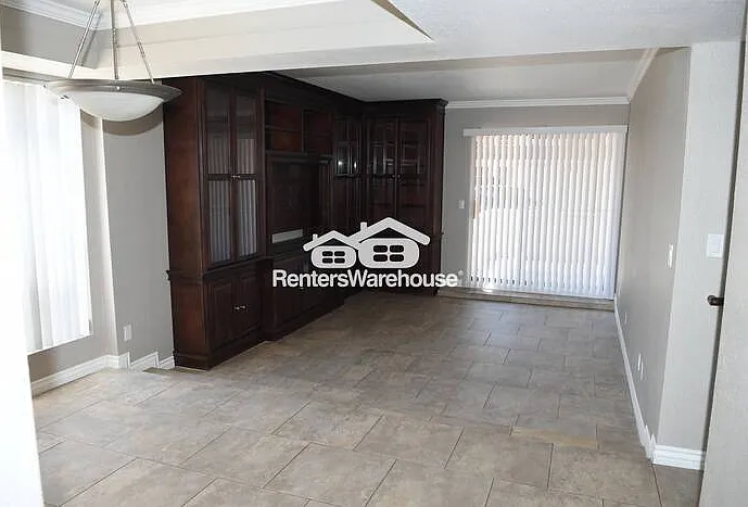 3420 W Danbury Dr #C107 — Photo 3