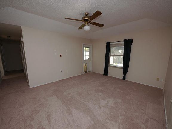 2nd image of 6525 Bobcat Dr