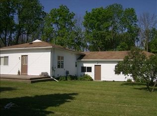 15402 Corunna Rd, Chesaning, MI 48616