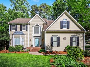 9200 Brightleaf Pl, Charlotte, NC 28269