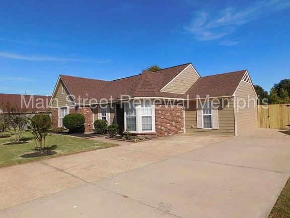 3rd image of 6608 Magnolia Dr