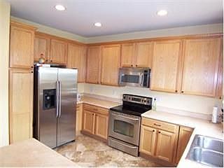 2nd image of 10112 Ventura St