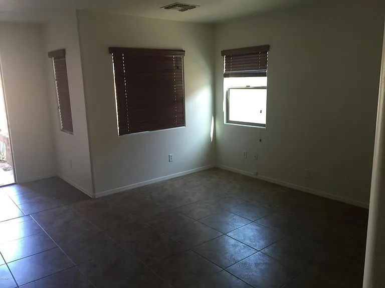 306 S Cactus St — Photo 7