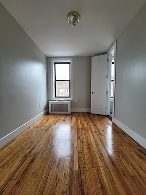 Rented by Lodger Corp | media 18