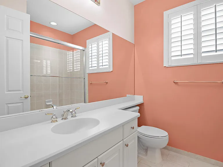 1196 SE Fleming Way — Photo 25