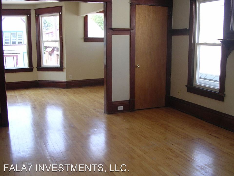2nd image of 2446 N Holton St #10948129