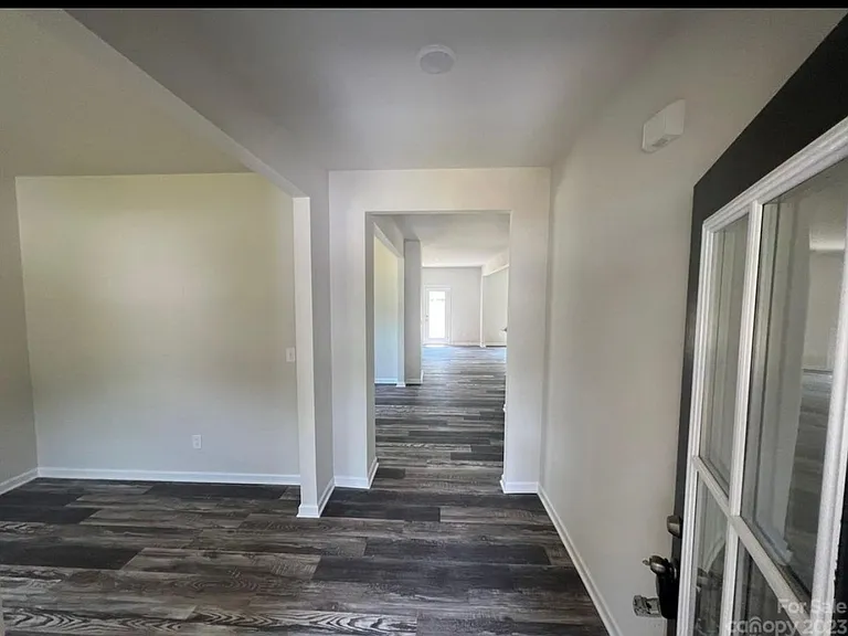 1243 Stonewyck Dr — Photo 8