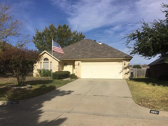 2nd image of 5621 Fairway Cir