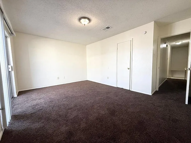 1624D Newport Pl — Photo 11