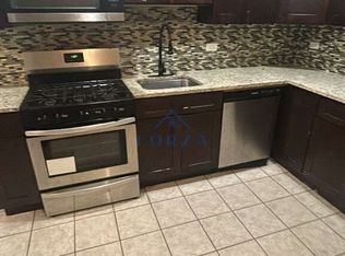 7554 S Essex Ave #54-G, Chicago, IL 60649