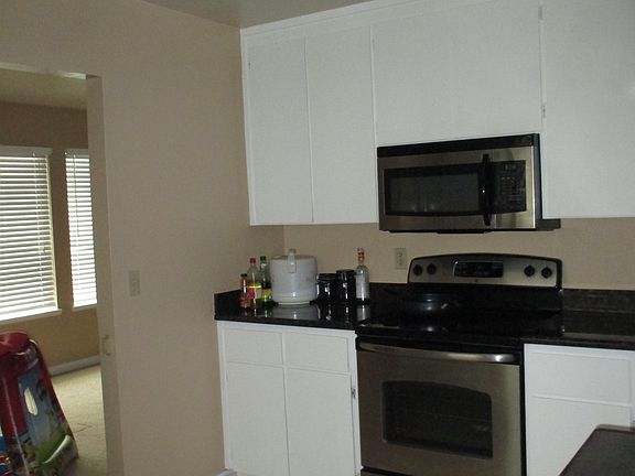 3rd image of 2604 Finlandia Ave