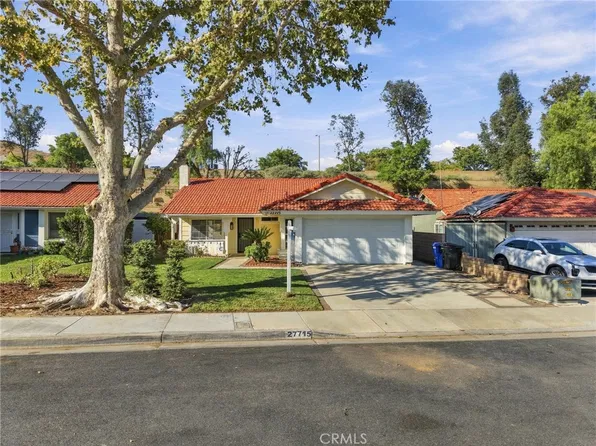 27715 Wakefield Rd, Castaic, CA 91384