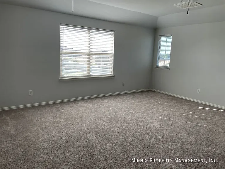 1219 Pavilion Pkwy — Photo 18