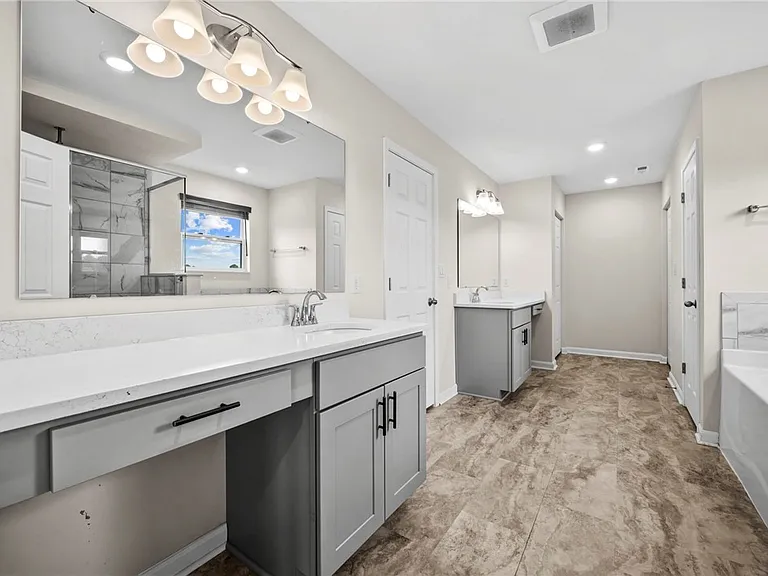 269 Lily Ridge Dr N — Photo 22