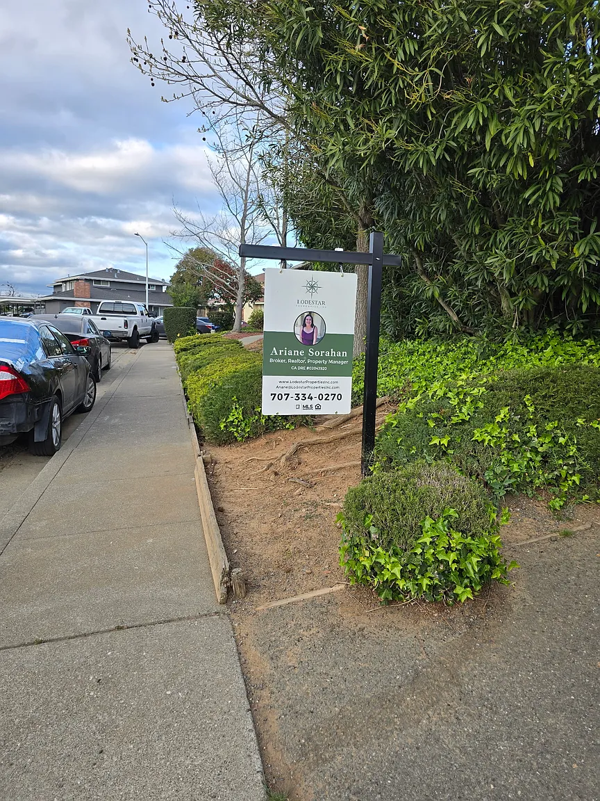 118 Yorkshire Ct APT B photo 1