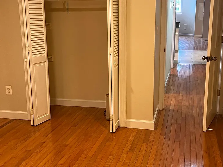 1459 Girard St NW #1 — Photo 17
