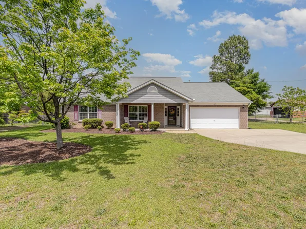 417 York Rd, Fayetteville, NC 28303