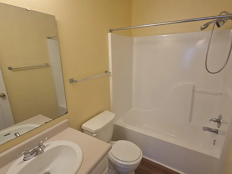4320 Village Bend Ln — Photo 25