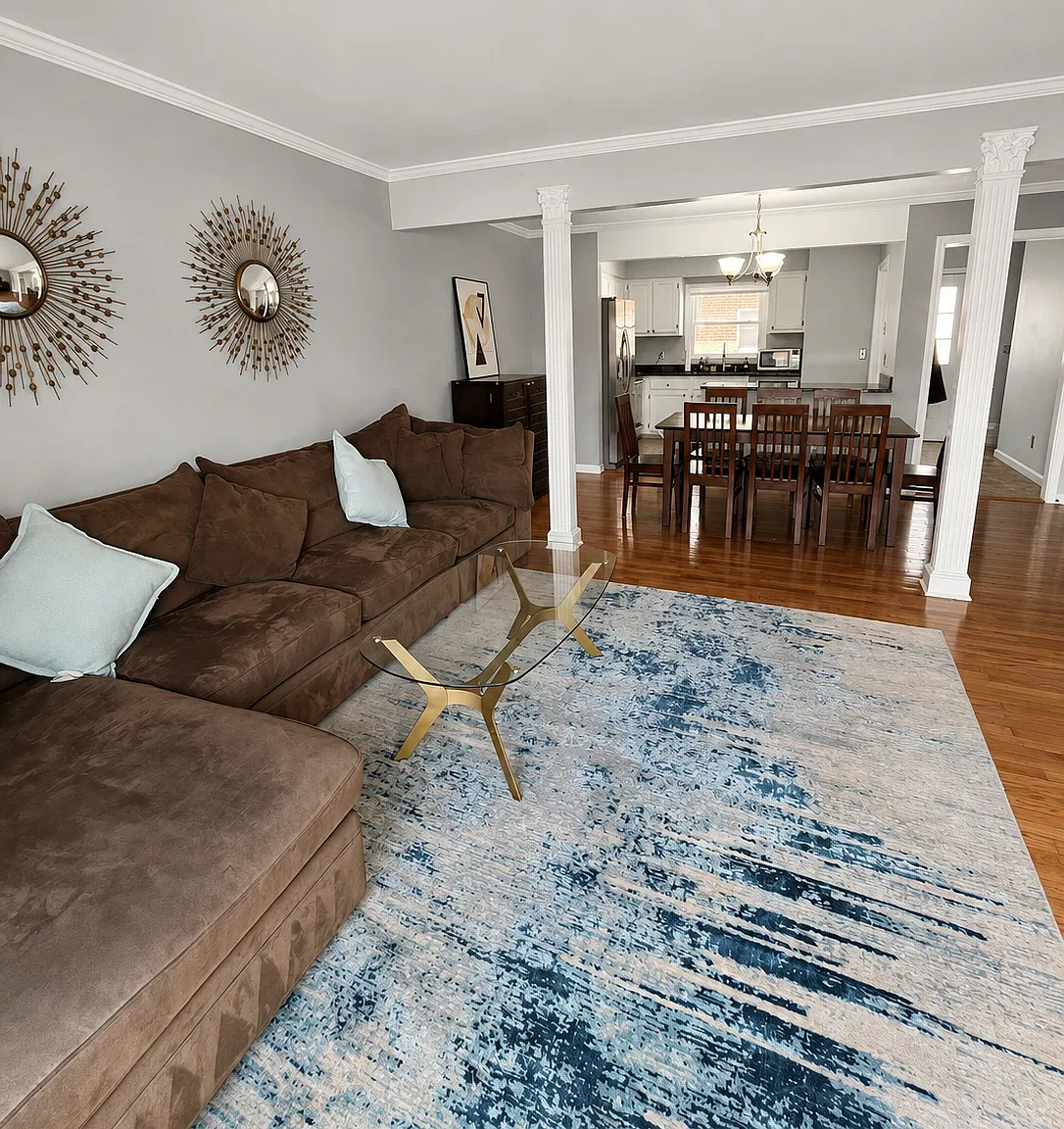 2 bed, 1.5 bath, 1320 sqft, $3,200 — Photo 3