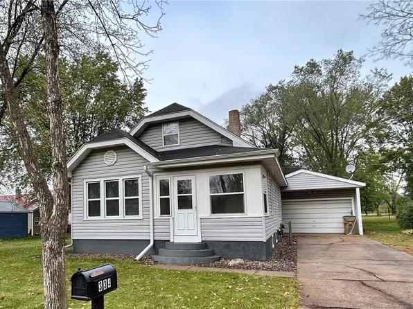 334 Portland Avenue, Chippewa Falls, WI 54729
