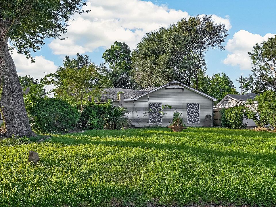 1st image of 4723 Arvilla Ln