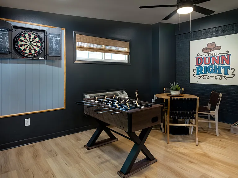 Building's Lounge