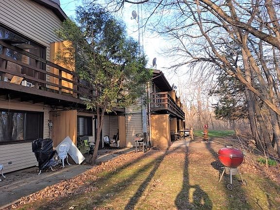 5th image of 4722 W Graham Dr