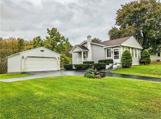 590 Wilson Mill Rd, New Castle, PA 16105