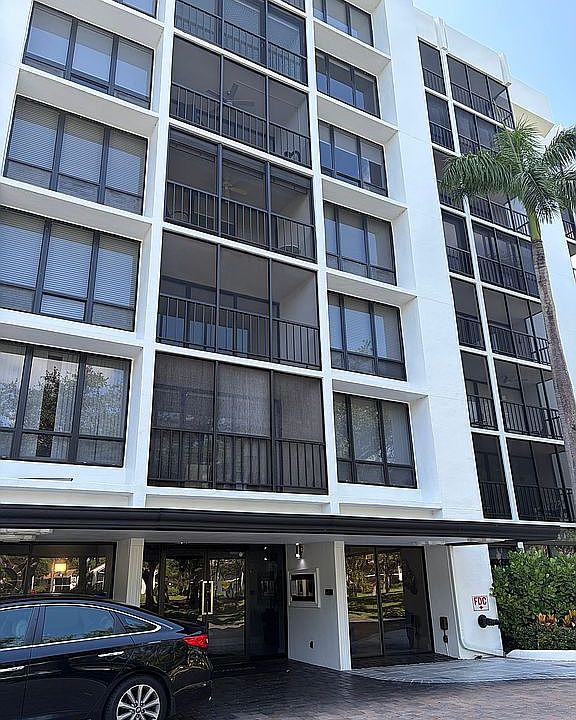 1st image of 7847 Lakeside Blvd