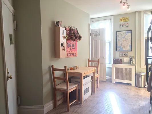 Rented by Remax Real Estate Professionals | media 38