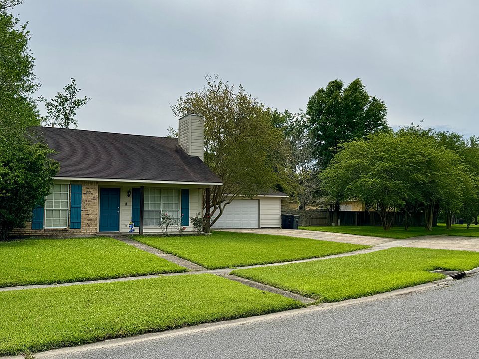 1st image of 1022 Briarridge Dr