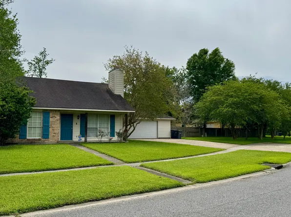 1022 Briarridge Dr, Baton Rouge, LA 70810
