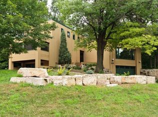 1785 Venus Ave, Arden Hills, MN 55112