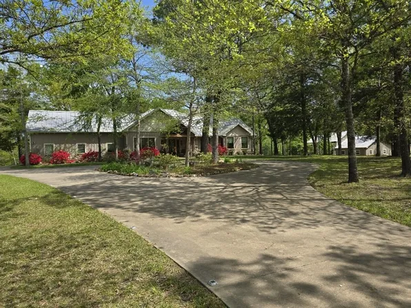 1025 Rs County Rd #4261, Emory, TX 75440