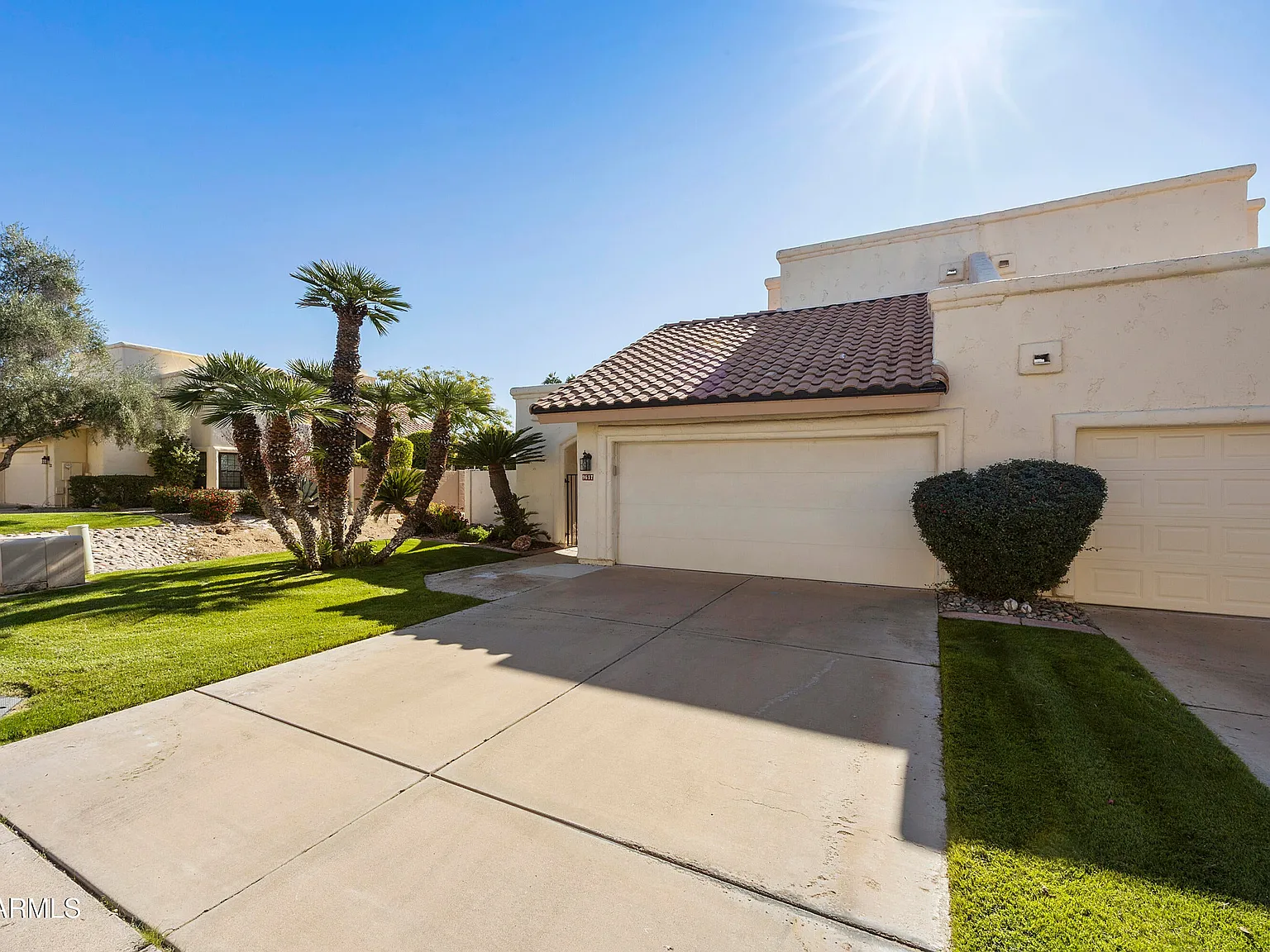 3 bed, 2.5 bath, 1687 sqft, $2,900 — Photo 3