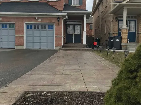 4639 Centretown Way, Mississauga, ON L5R 0E1