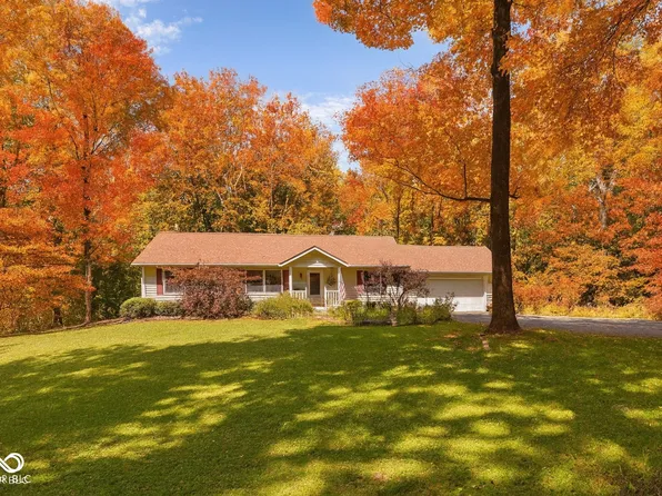 1350 Inverness Farms Rd, Martinsville, IN 46151