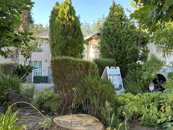 484 Caldarella Cir, Roseville, CA 95678
