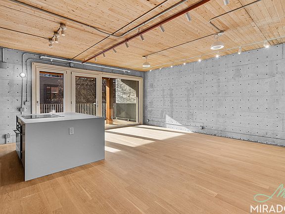 5th image of 283 Greene Ave #3A