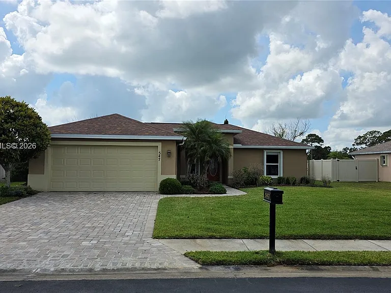547 High Hawk Cir — Photo 21