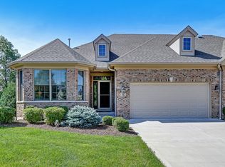 741 Woodglen Ln, Lemont, IL 60439