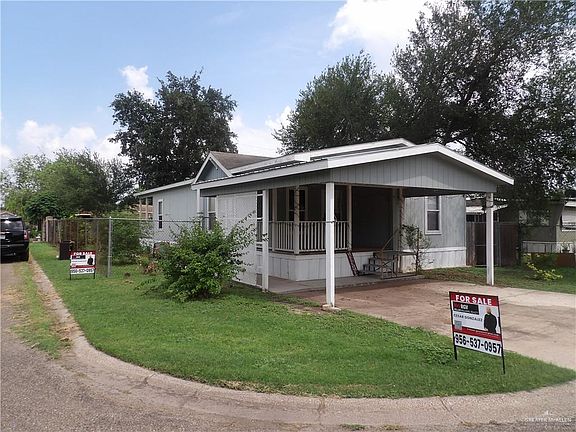 3rd image of 1406 W Ray Cir